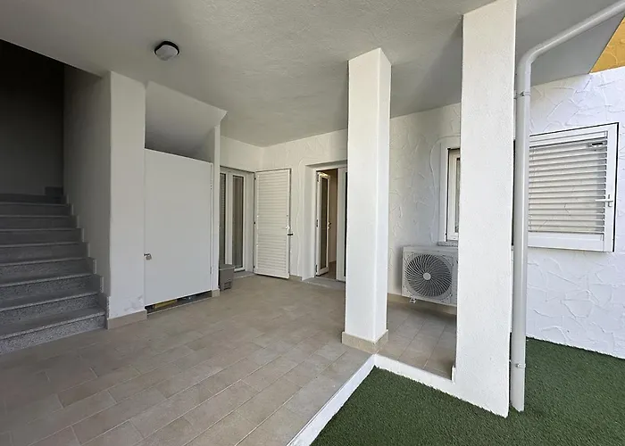Di Nuova Ristrutturazione A C169 Apartamento SantʼAntìoco